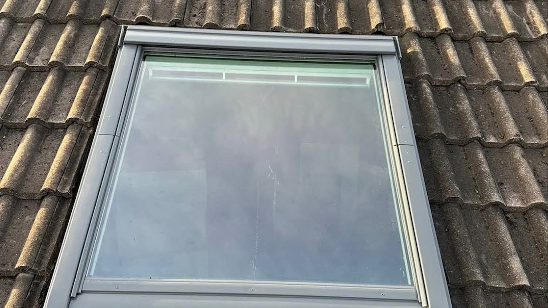 Velux GGL Standard posé sur toiture tuile, Crouy